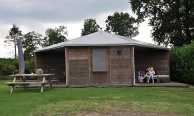 woody camping kleine wolf