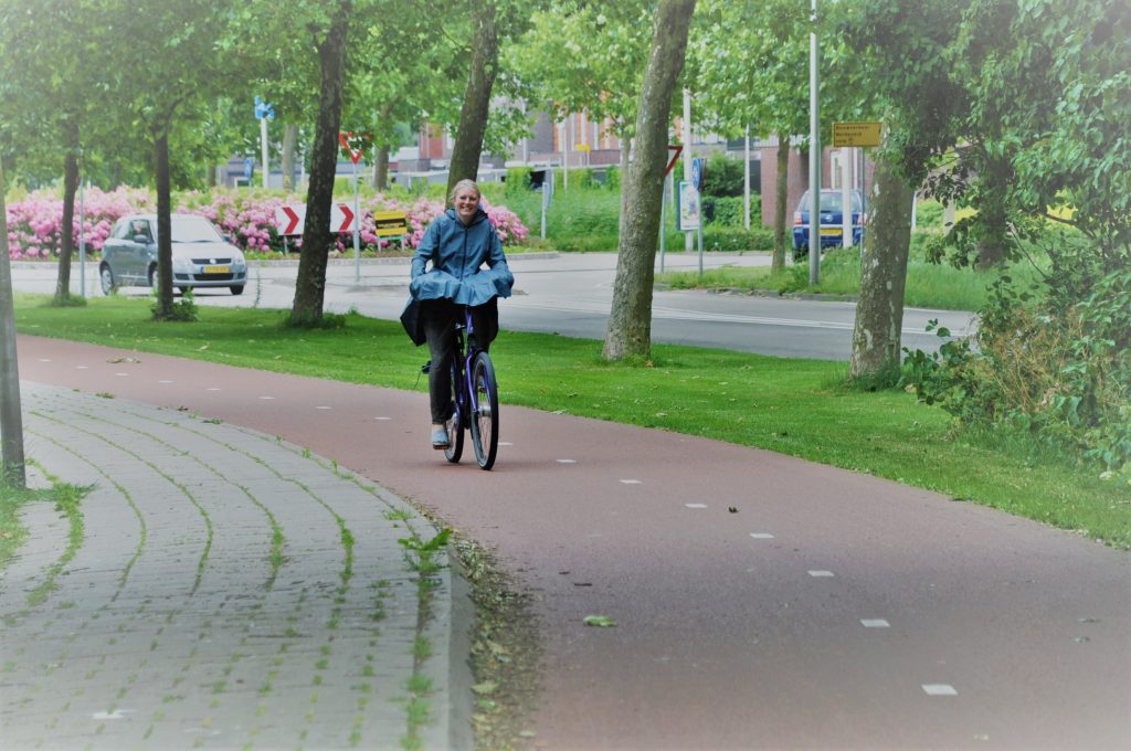 review agu seq regenjas op de fiets