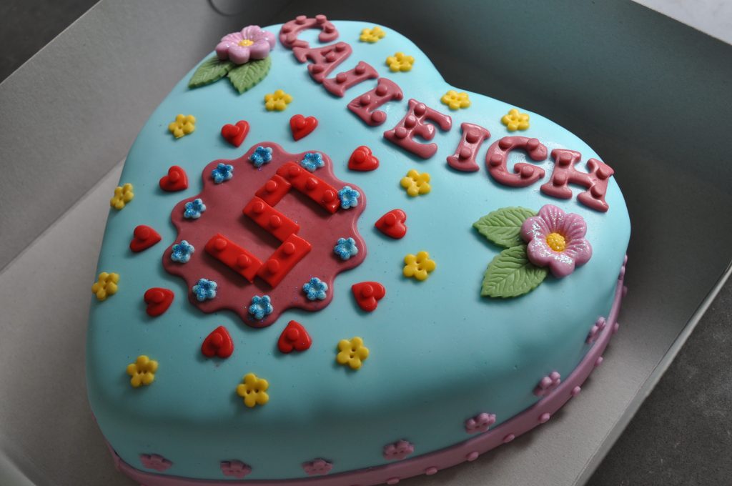 lego friends verjaardagstaart
