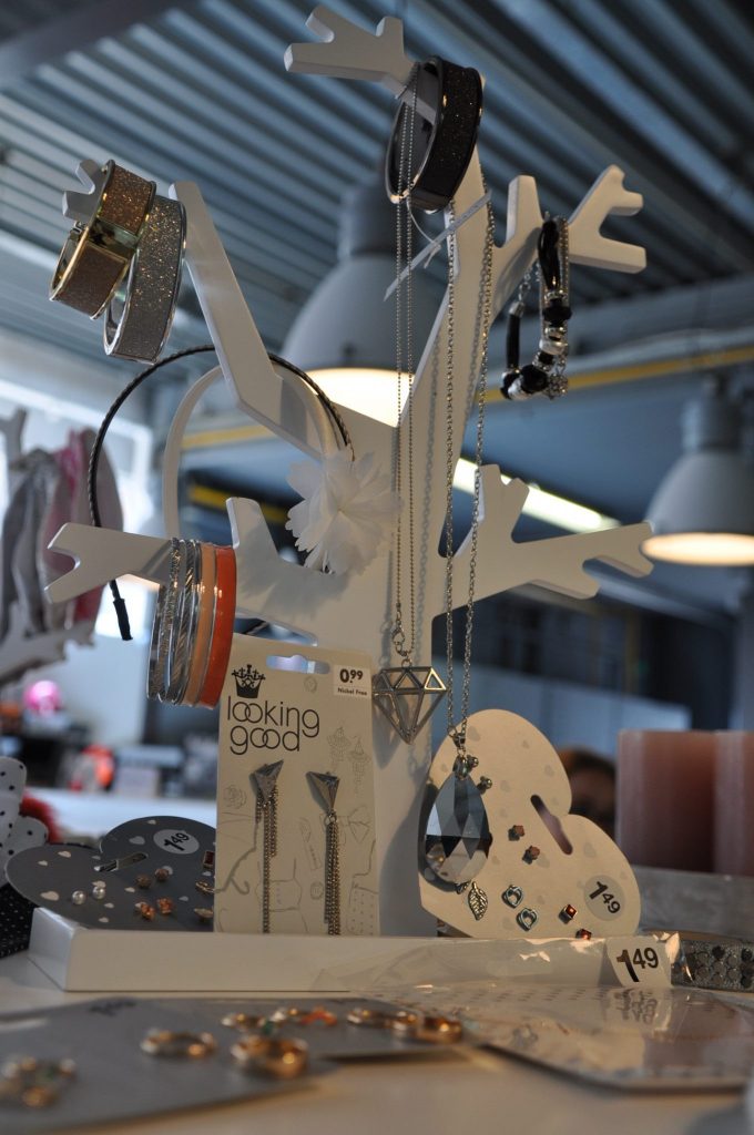 pr4kids showroom