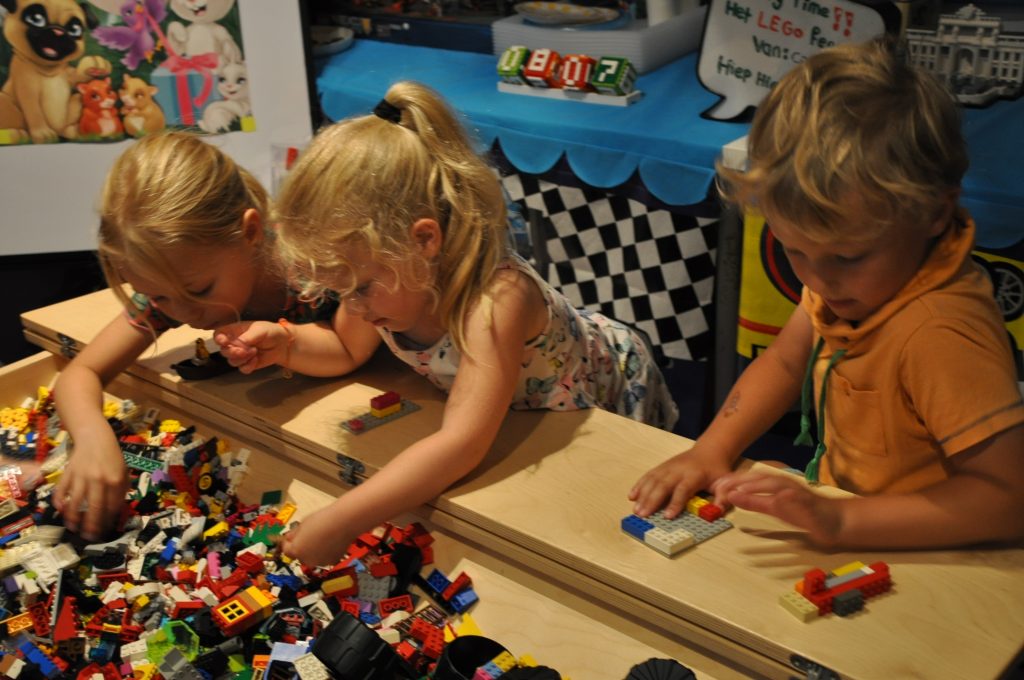 lego bouwen kinderfeestje