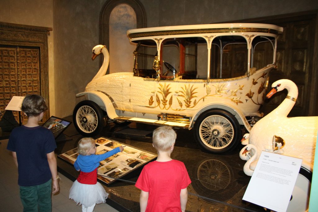 cars 3 louwman museum