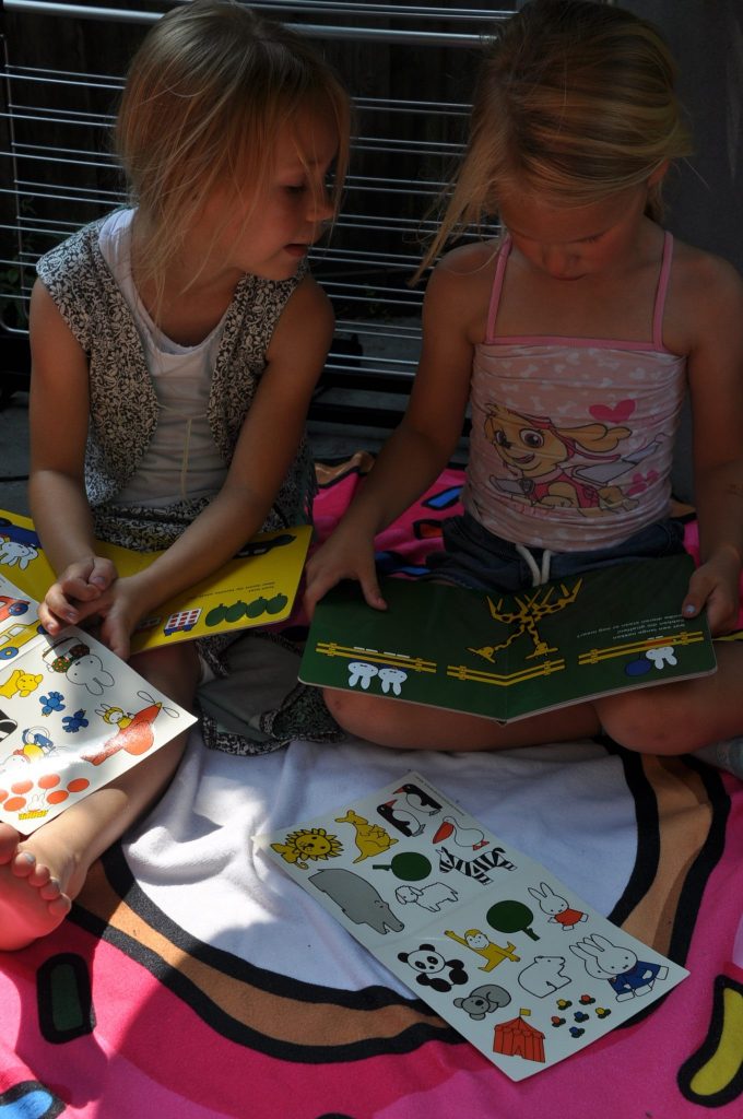 nijntje stickerboeken