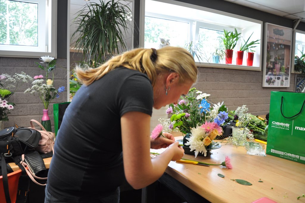 bloemstuk maken met chrystanten