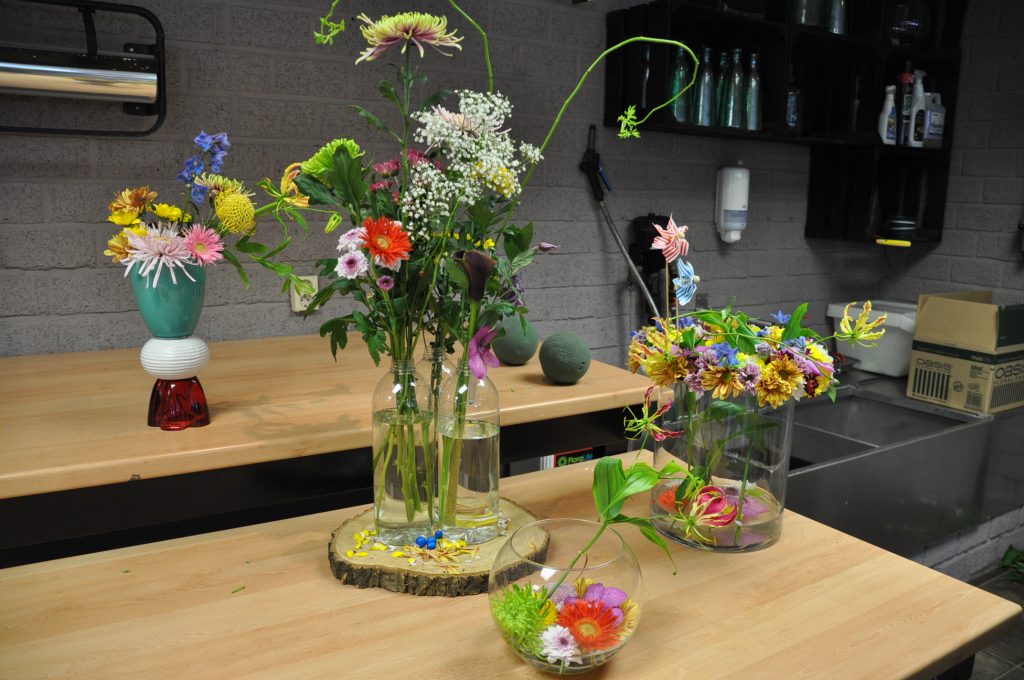 bloemstuk maken met chrystanten