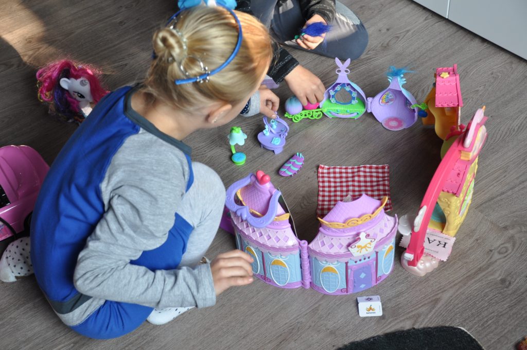 nais kidswear