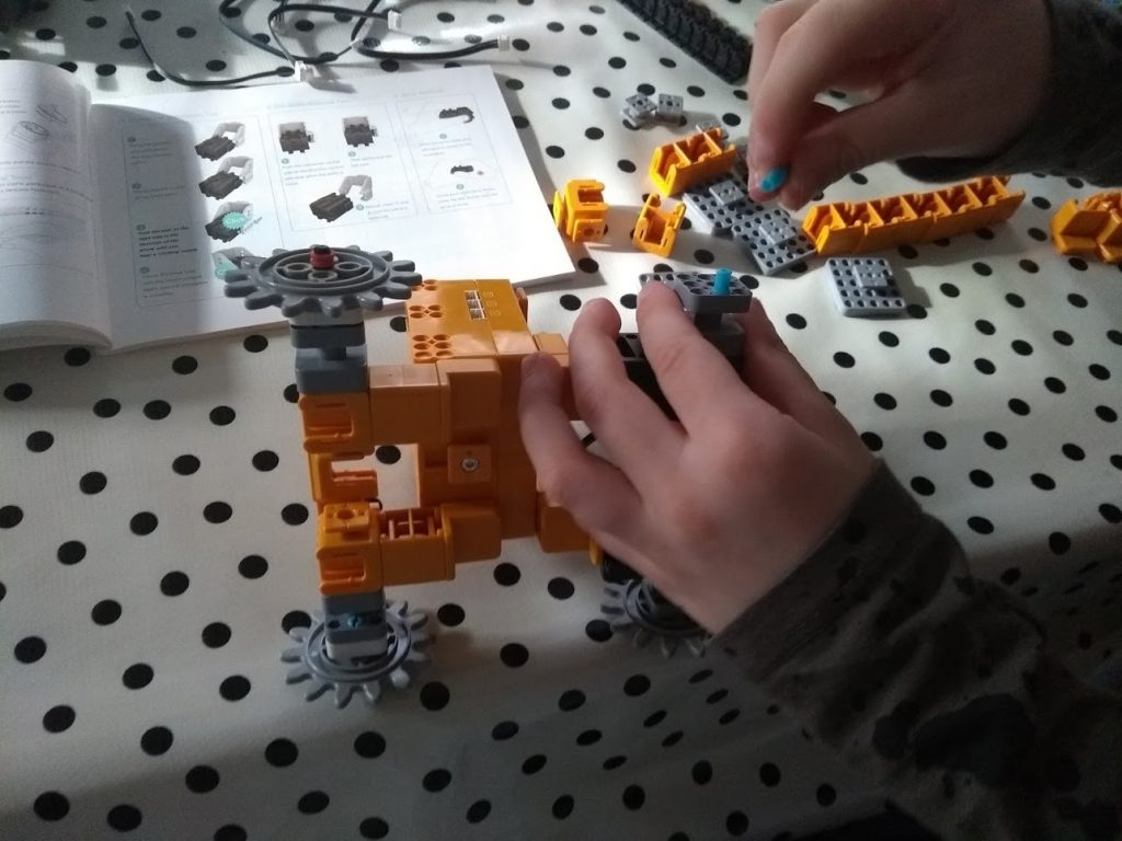 jimu robot tankbot kit