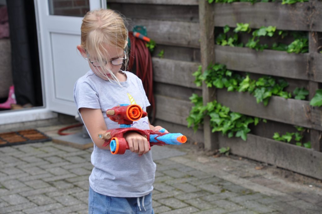 nerf iron man pistool