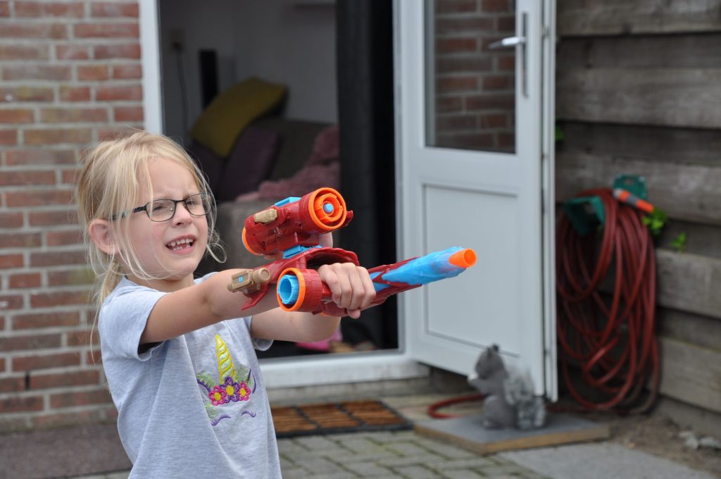 nerf iron man pistool