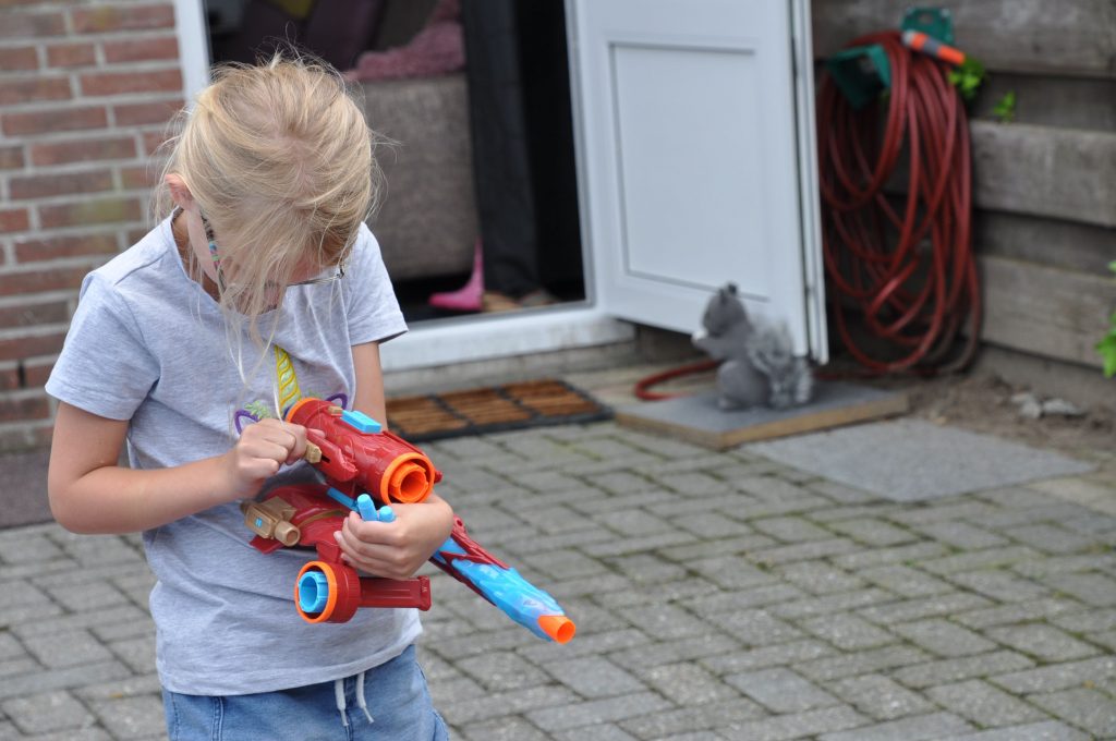 nerf iron man pistool