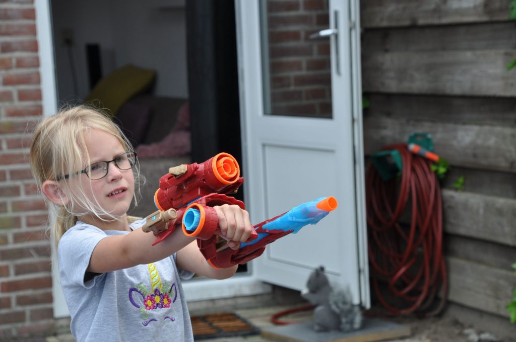 nerf iron man pistool