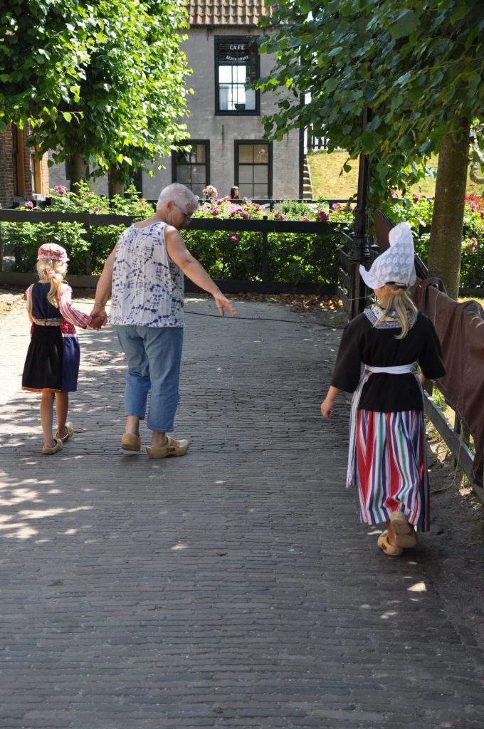 rvaring zuiderzeemuseum enkhuizen klederdracht