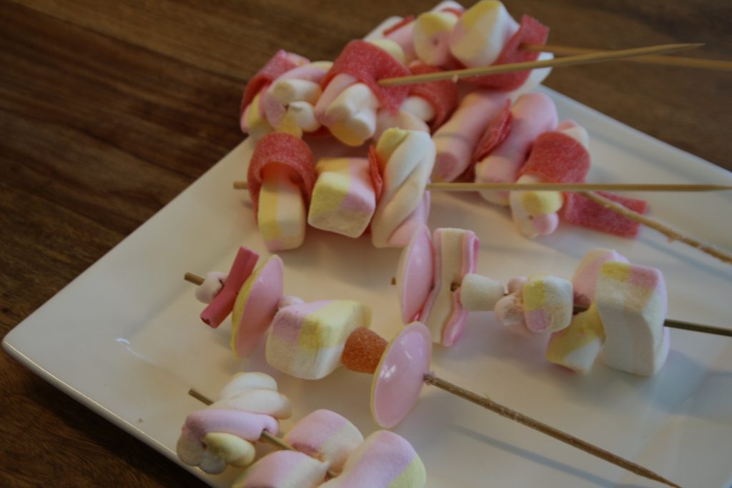 Roze freakshake maken