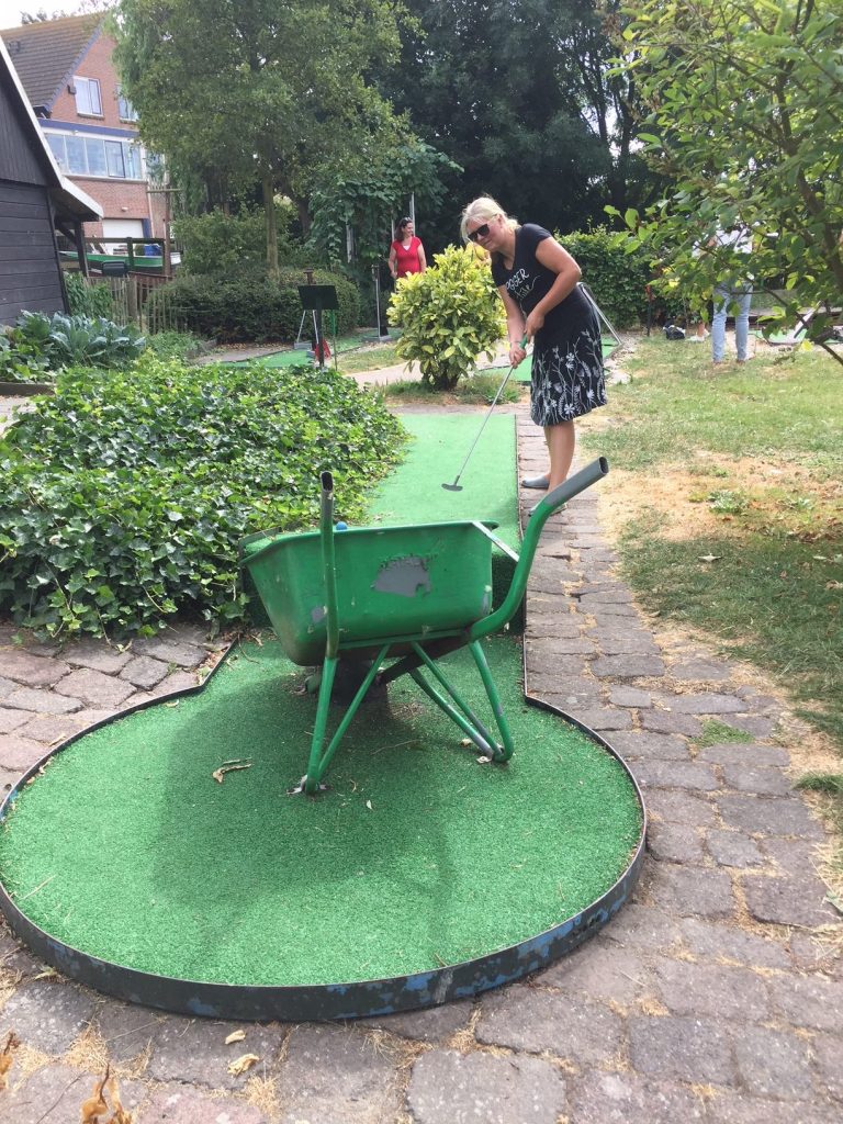 de zwet minigolf