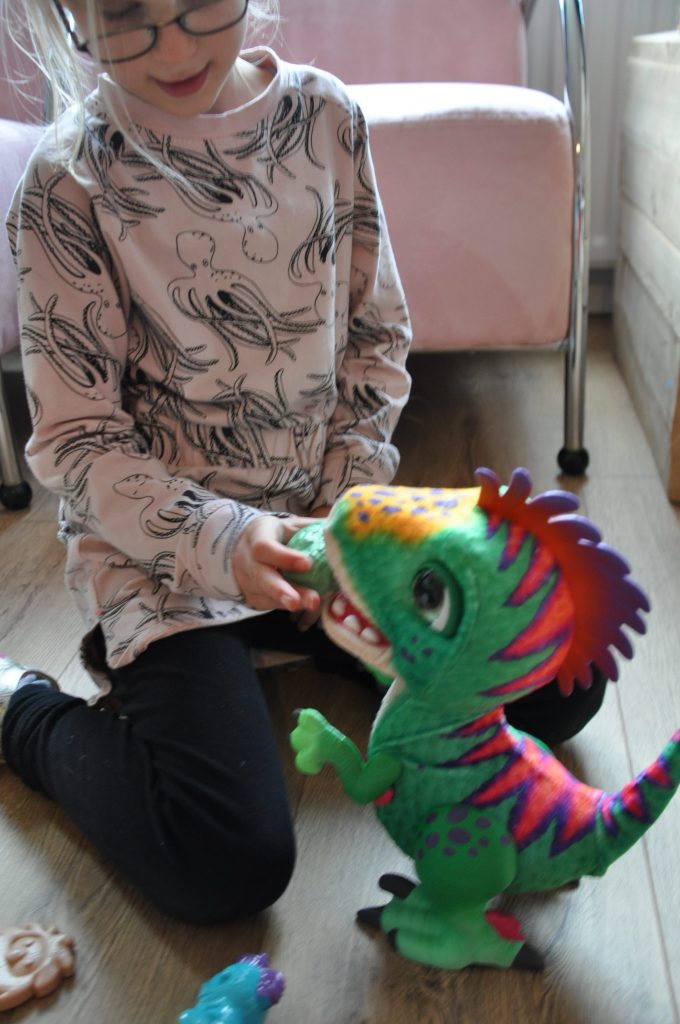 fur real friends dino
