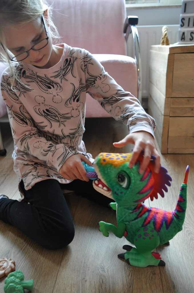 fur real friends dino