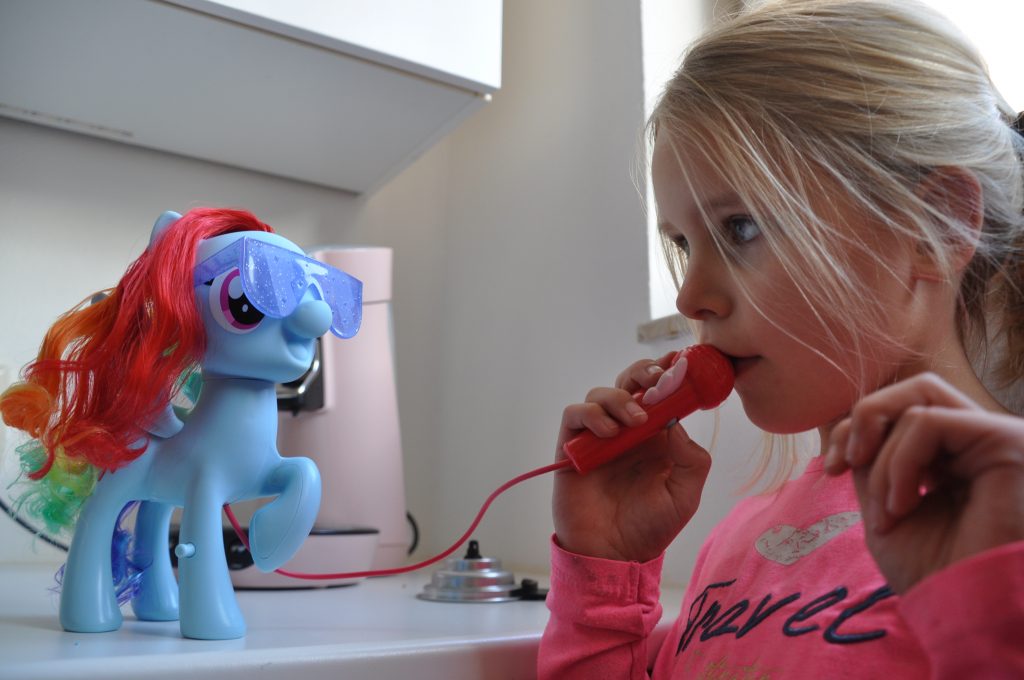 rainbow dash karaoke