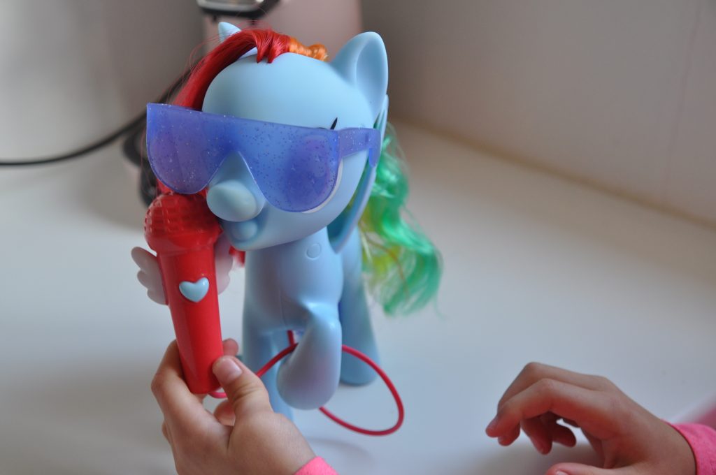rainbow dash karaoke