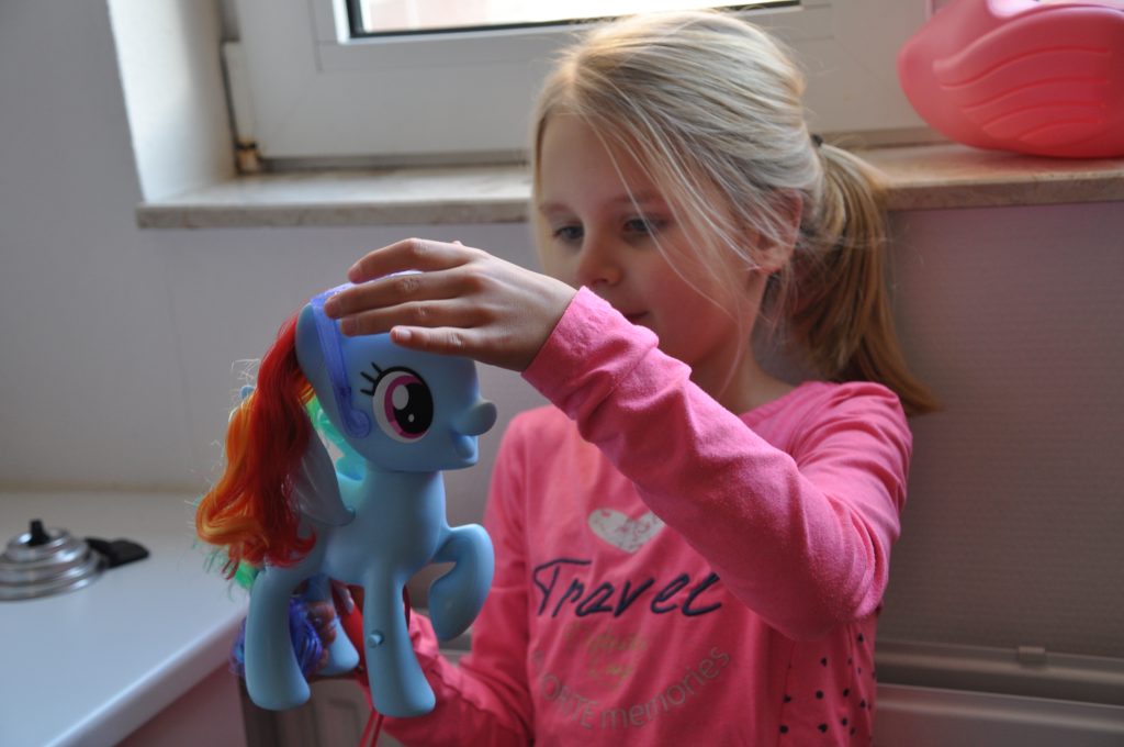 rainbow dash karaoke