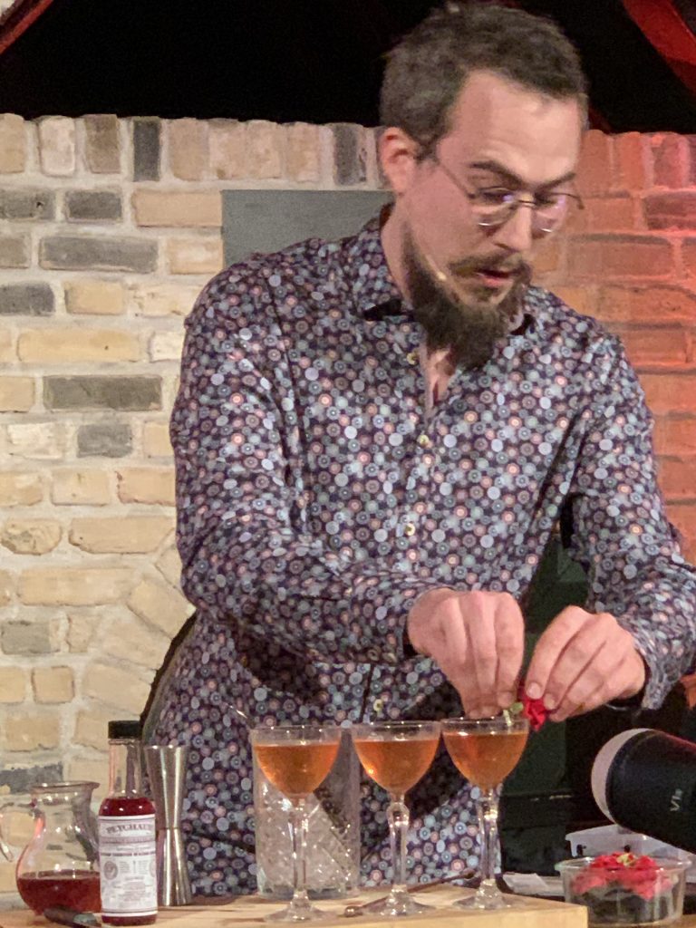 bobby's dry gin cocktail