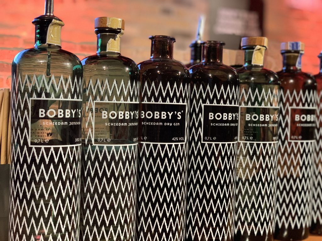 bobby's dry gin cocktail