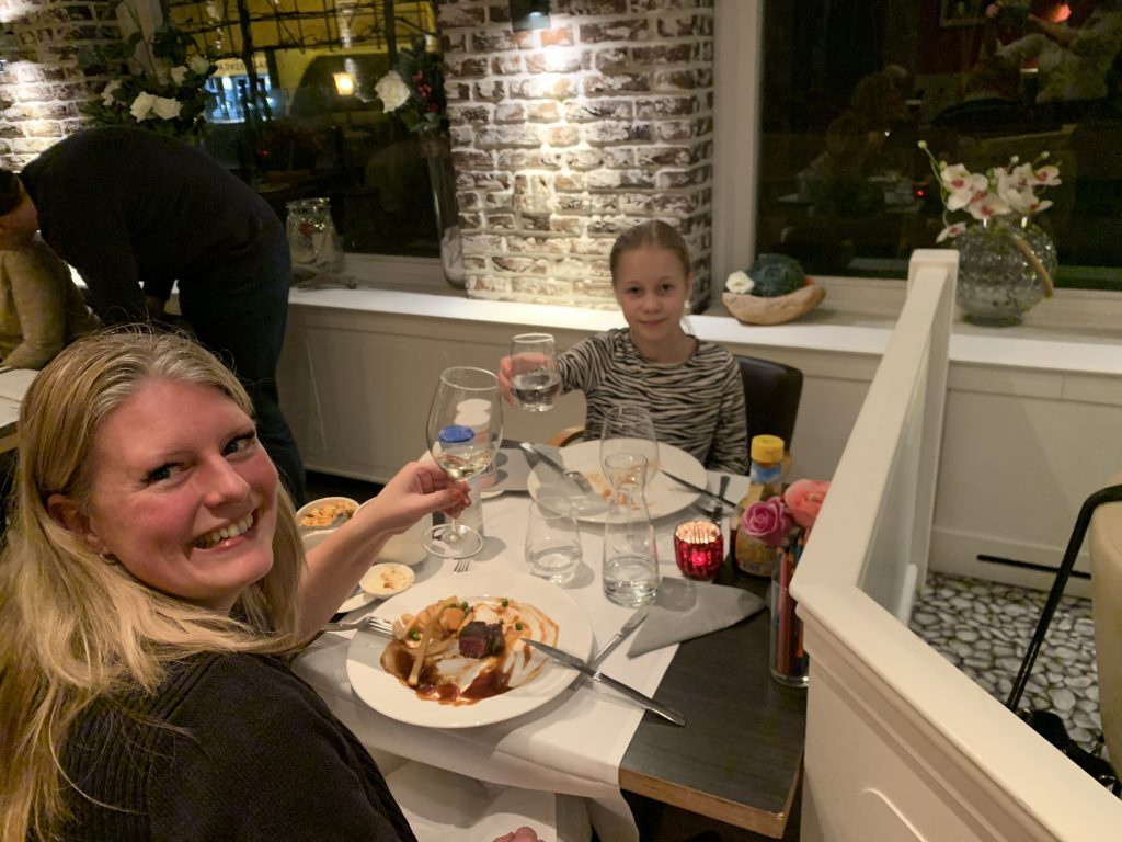 restaurant nice