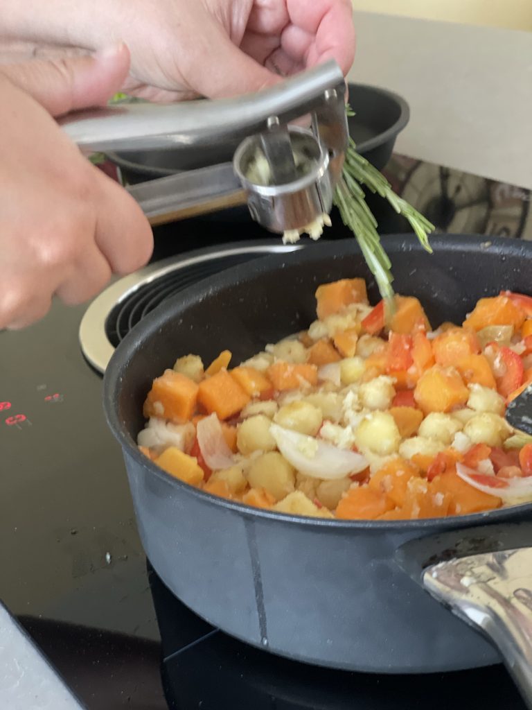 recept ratatouille chipolataworstjes
